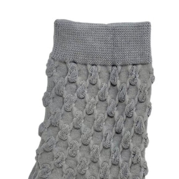 NWT Lida Bubble Texture Gray Crew Socks - Picture 2 of 9